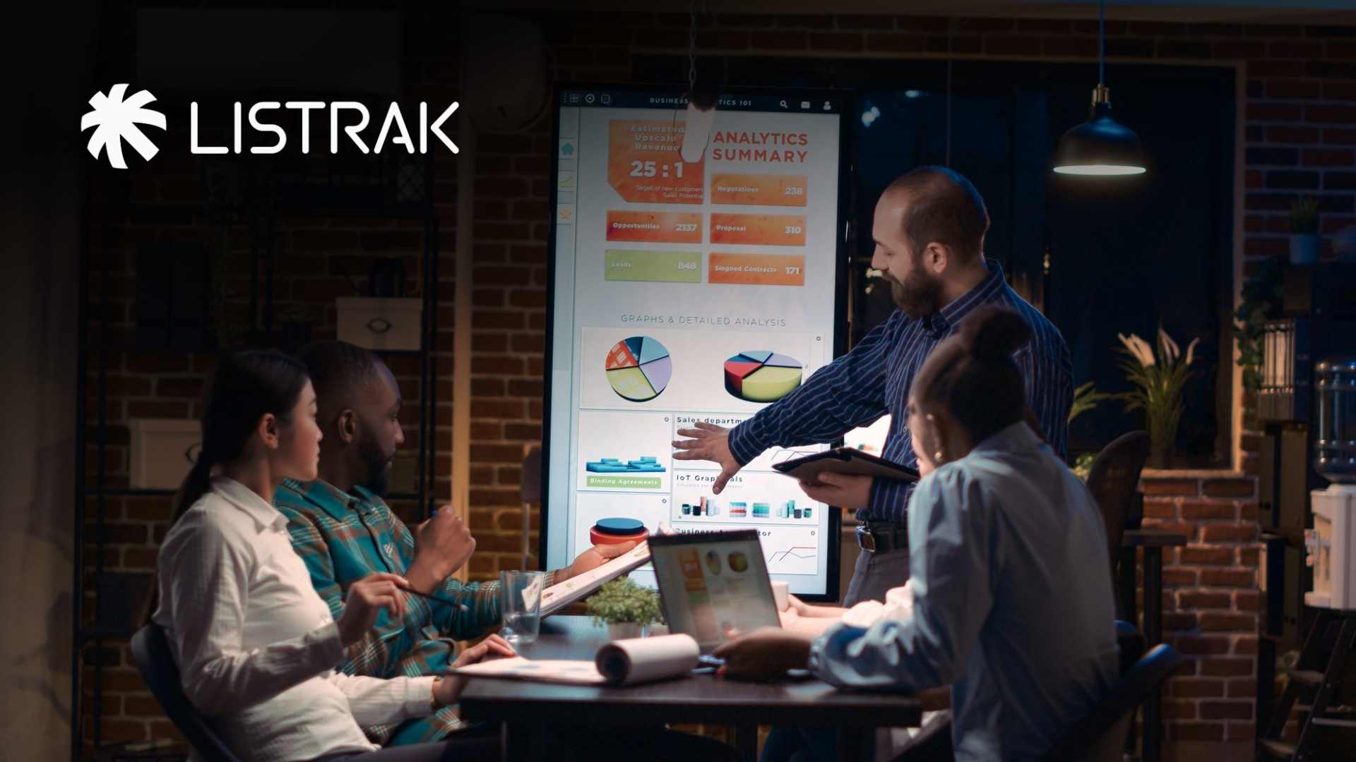 Listrak Launches First U.S. RCS Marketing Campaign with Dooney & Bourke